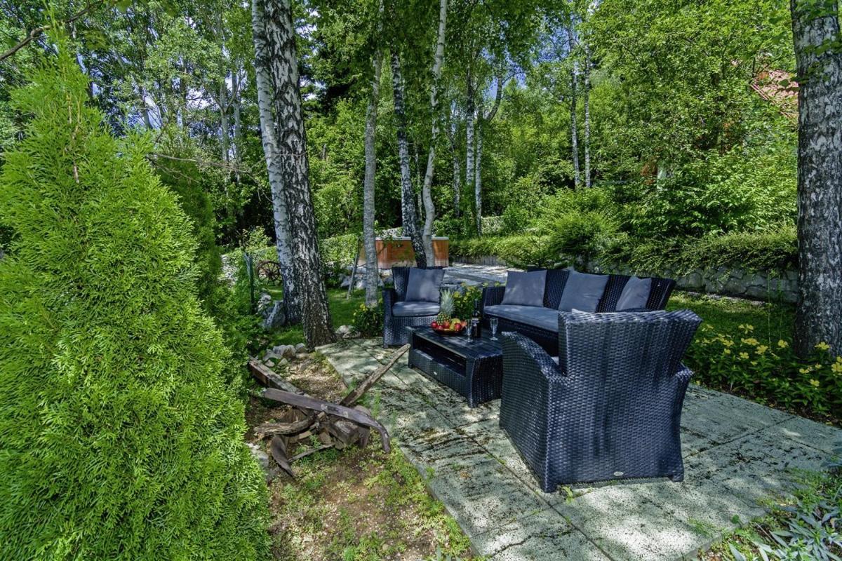 Chalets Bogo & Neno Ledenice Eksteriør billede